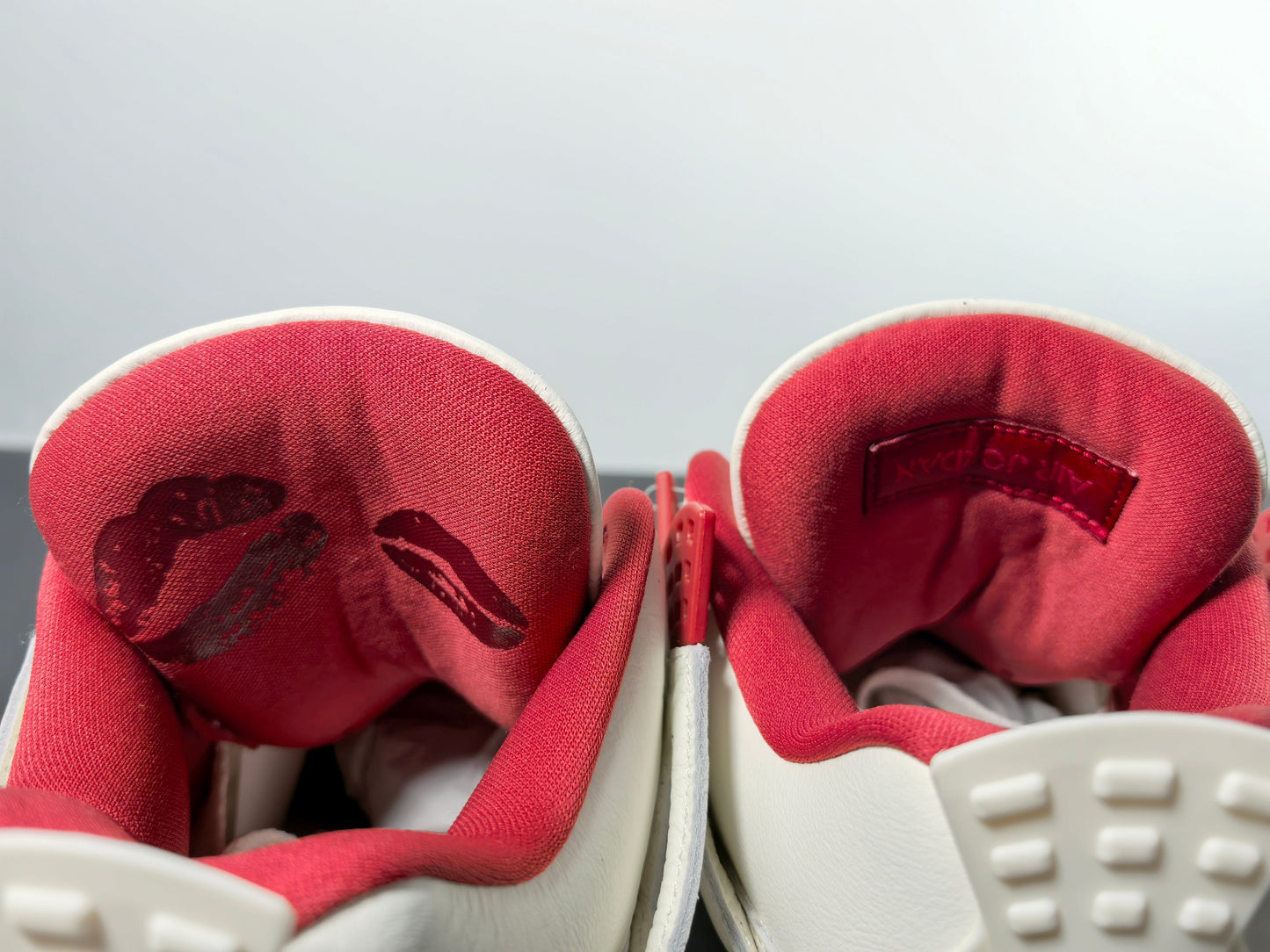 Air Jordan 4 Retro: Elevate Your Style and Performance