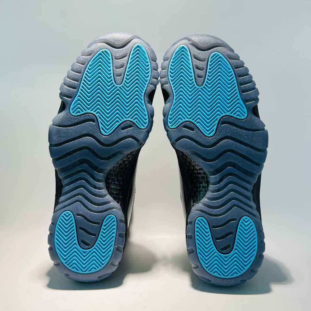 Air Jordan 11 Retro CT8012 037