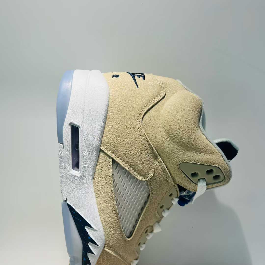 Air Jordan 5 Retro - Iconic Style Meets Premium Performance