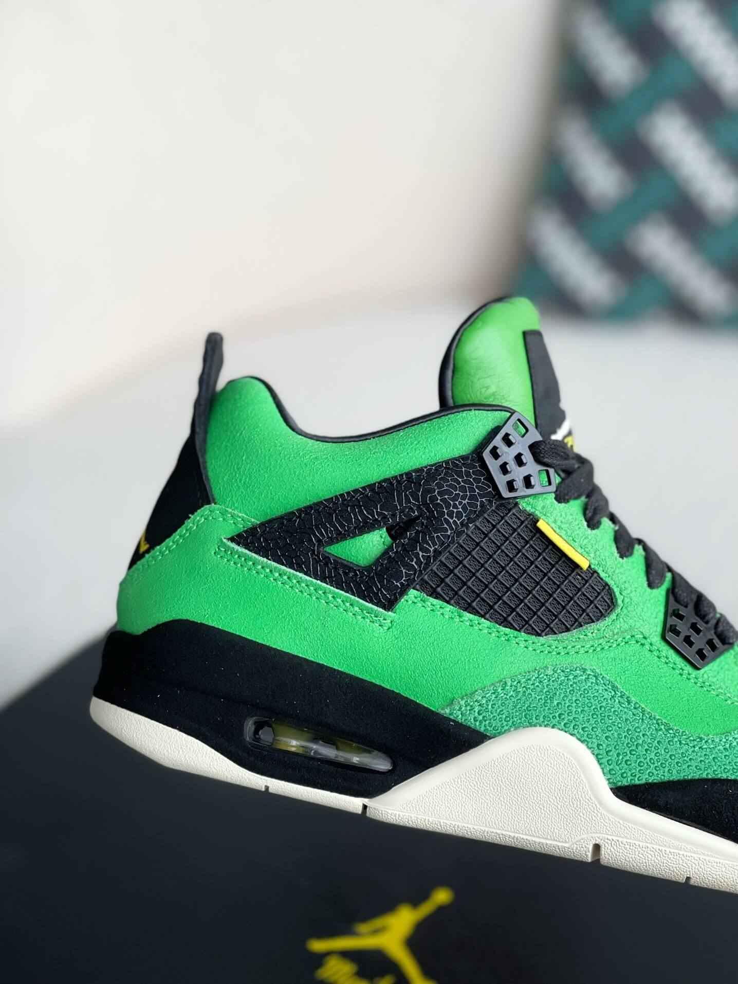 Air Jordan 4 Retro “Manila” Green Black