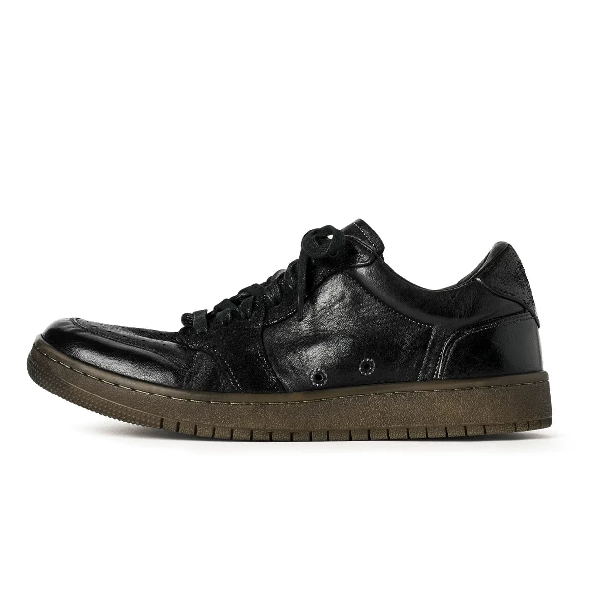 Vintage Black Leather Low-Top Sneakers - Skipkicks