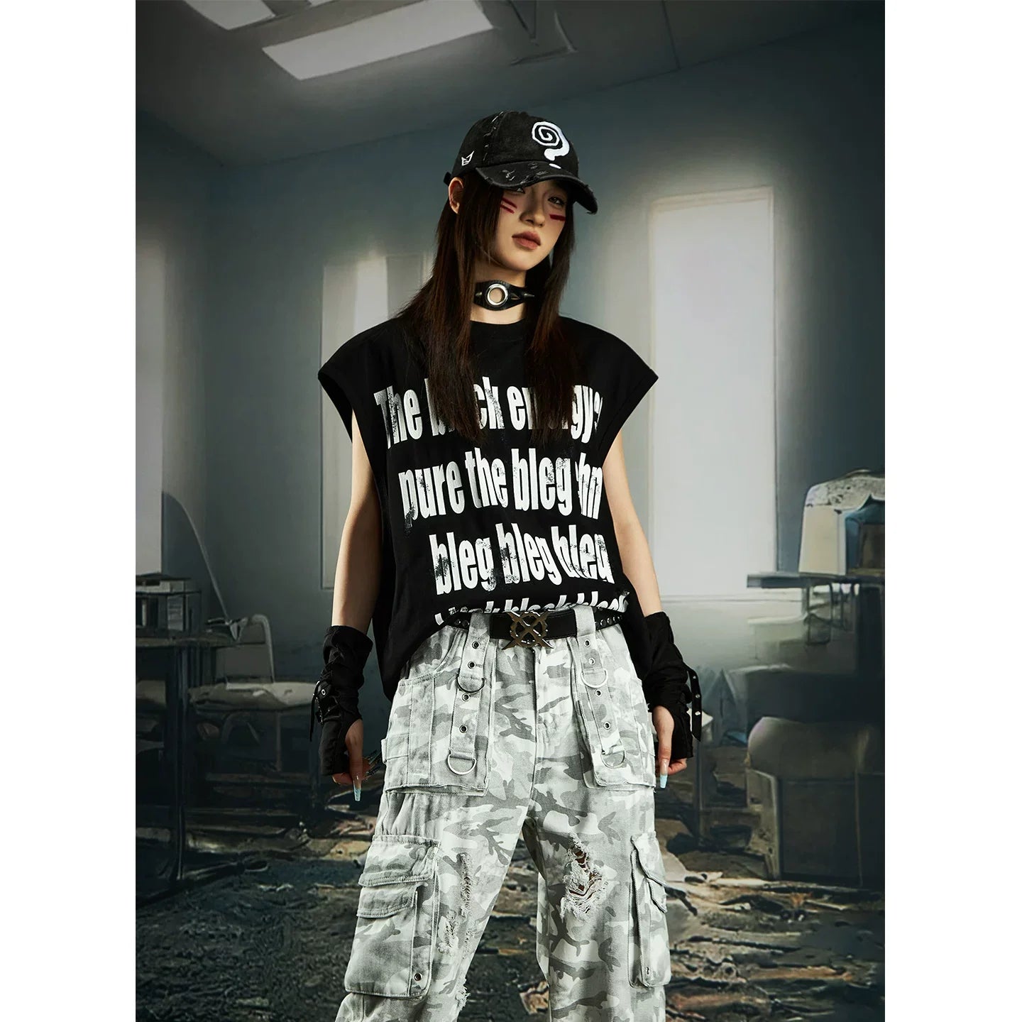 Black Energy Statement Muscle Tee