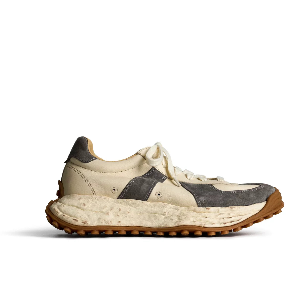 Retro Trail Leather Sneakers - Skipkicks