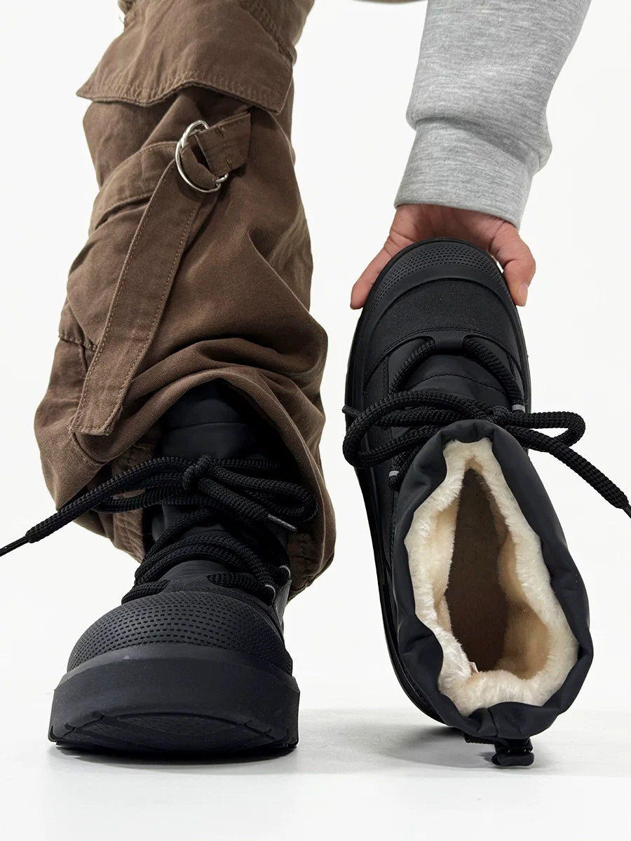 Black Winter Boots with Chunky Soles and Fleece Lining - Skipkicks