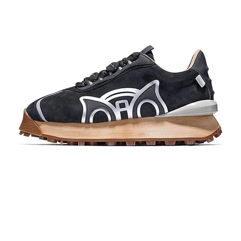 Retro Crest Runner Sneakers - Skipkicks