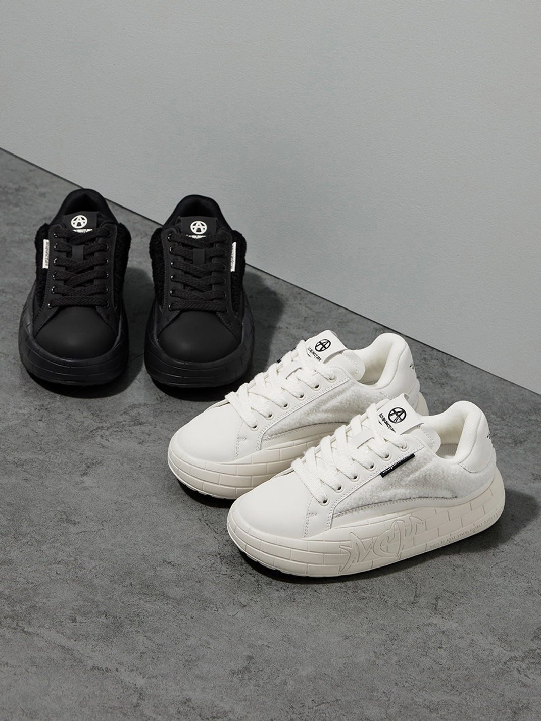 Black Fleece-Panel Platform Sneakers - Skipkicks