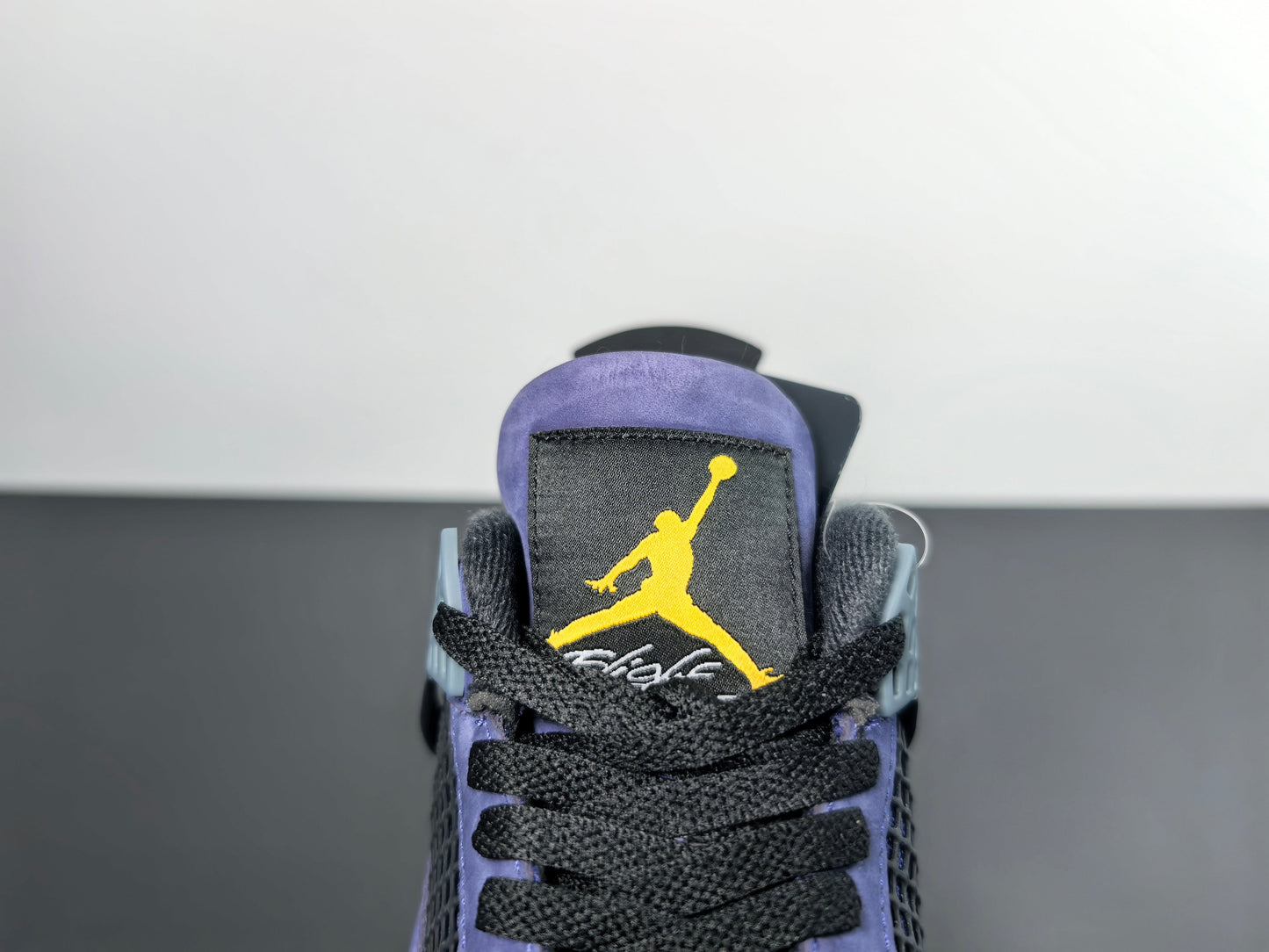 Air Jordan 4 OG Lakers - Iconic Sneakers for Every Occasion