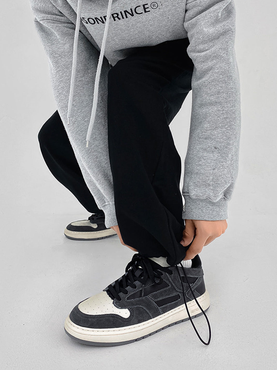 Soft Suede Low-Top Sneakers - Skipkicks