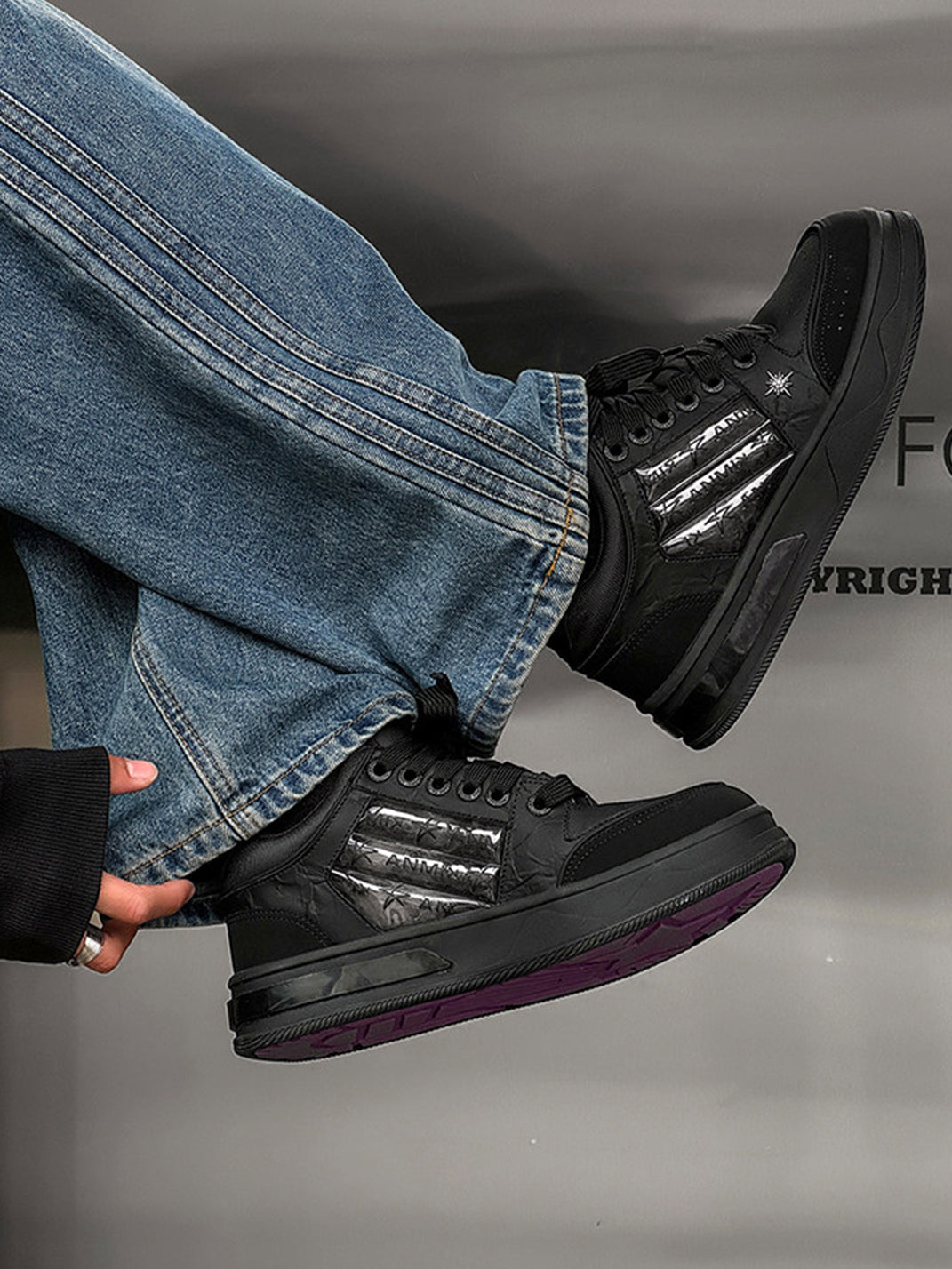 Star-Studded Gothic Sneakers - Skipkicks