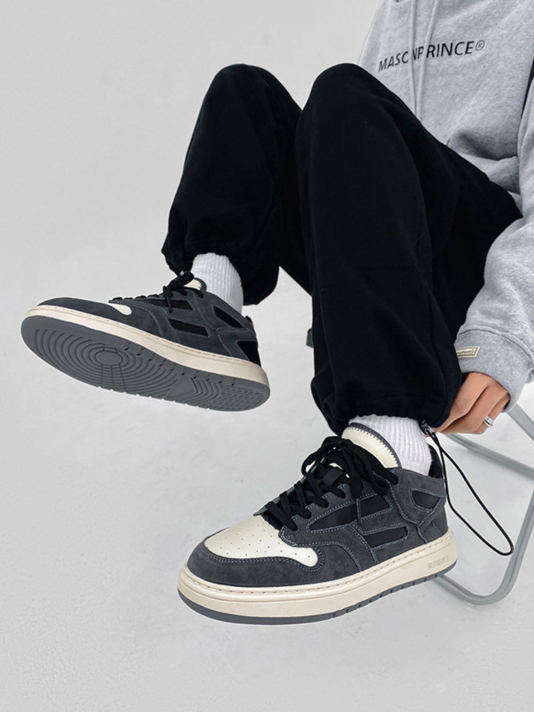 Soft Suede Low-Top Sneakers - Skipkicks