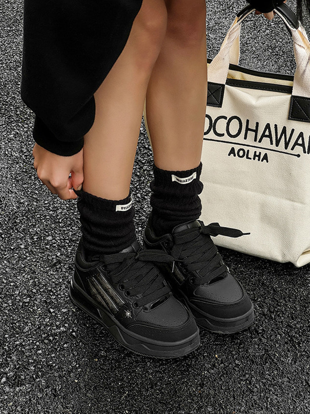 Star-Studded Gothic Sneakers - Skipkicks