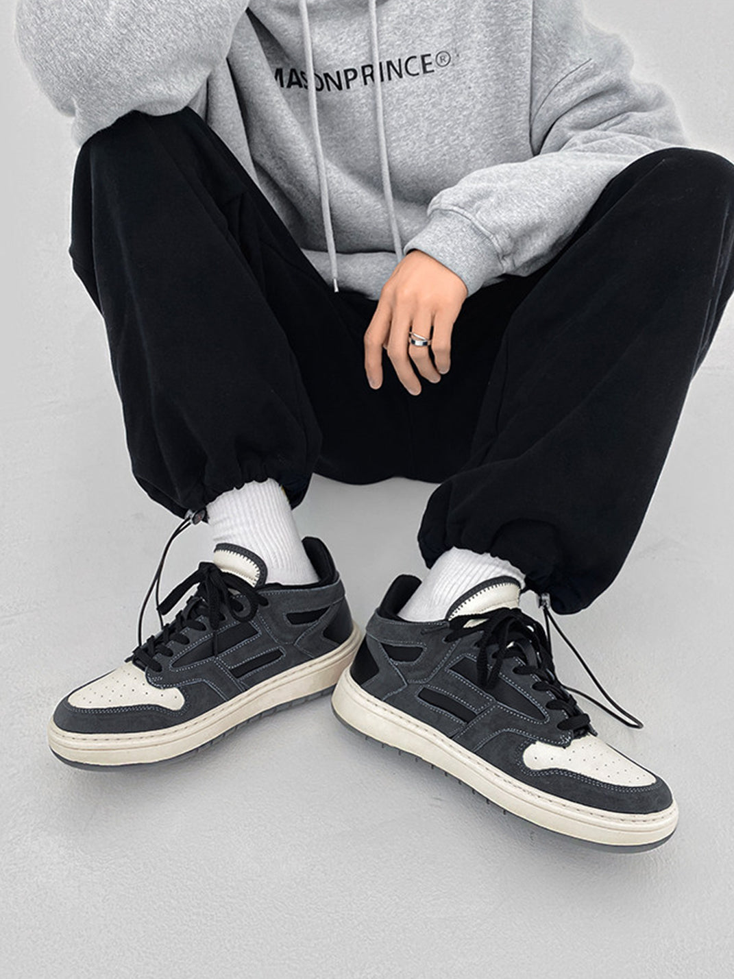 Soft Suede Low-Top Sneakers - Skipkicks