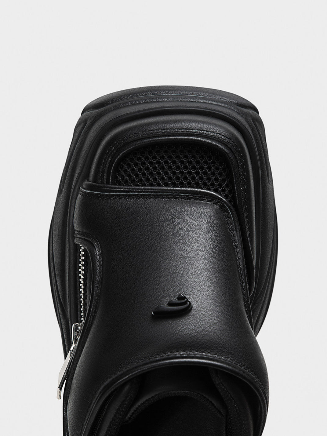 Black Covered-Toe Platform Slide Sandals - Skipkicks