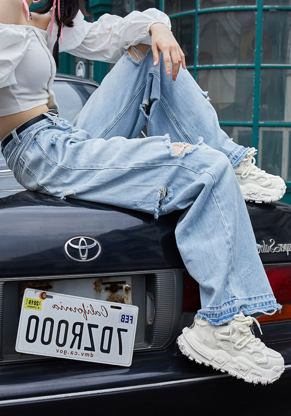 White Hollow Leather Chunky Sneakers - Skipkicks