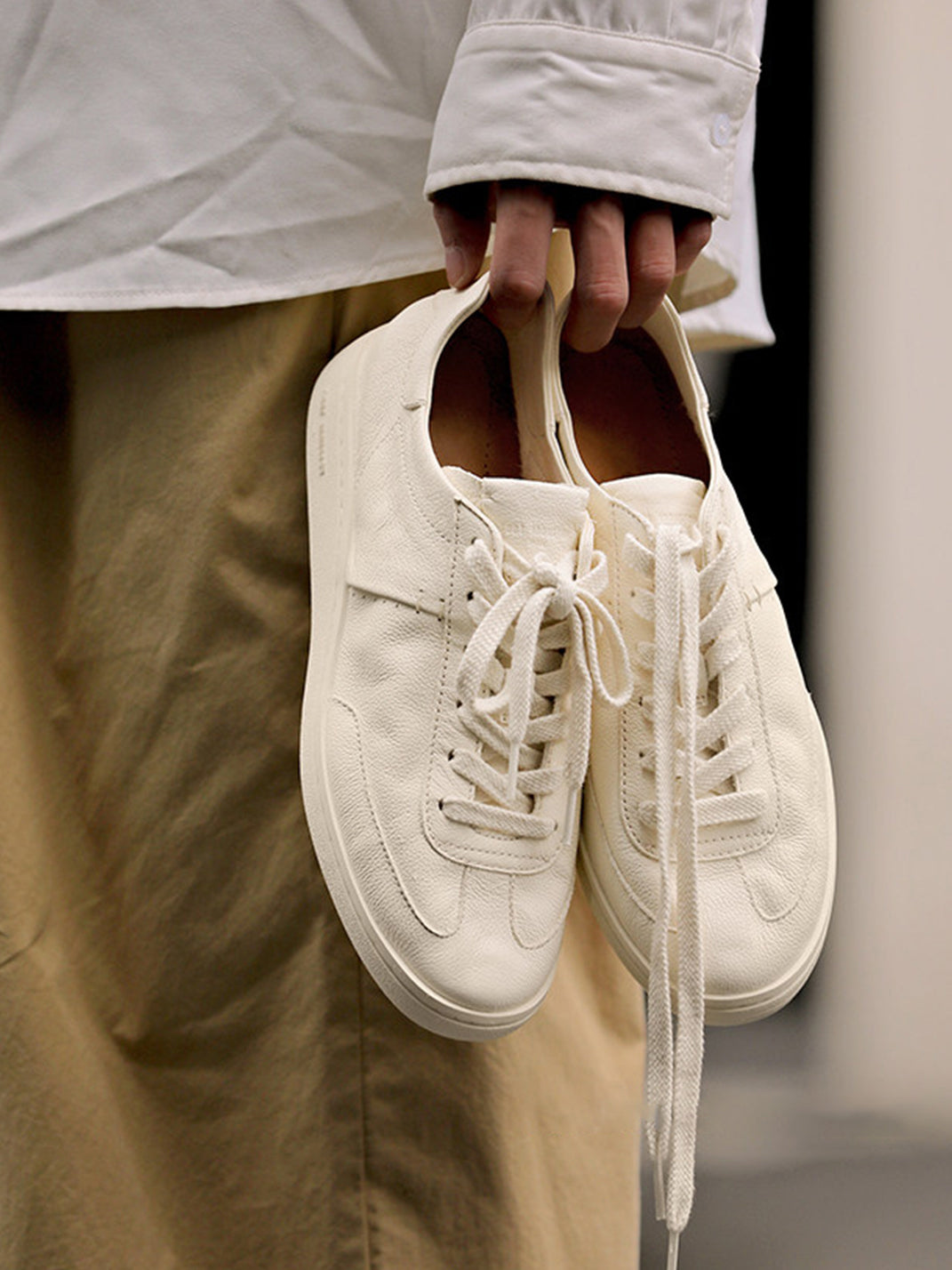 Low-Profile Cowhide Flats - Skipkicks