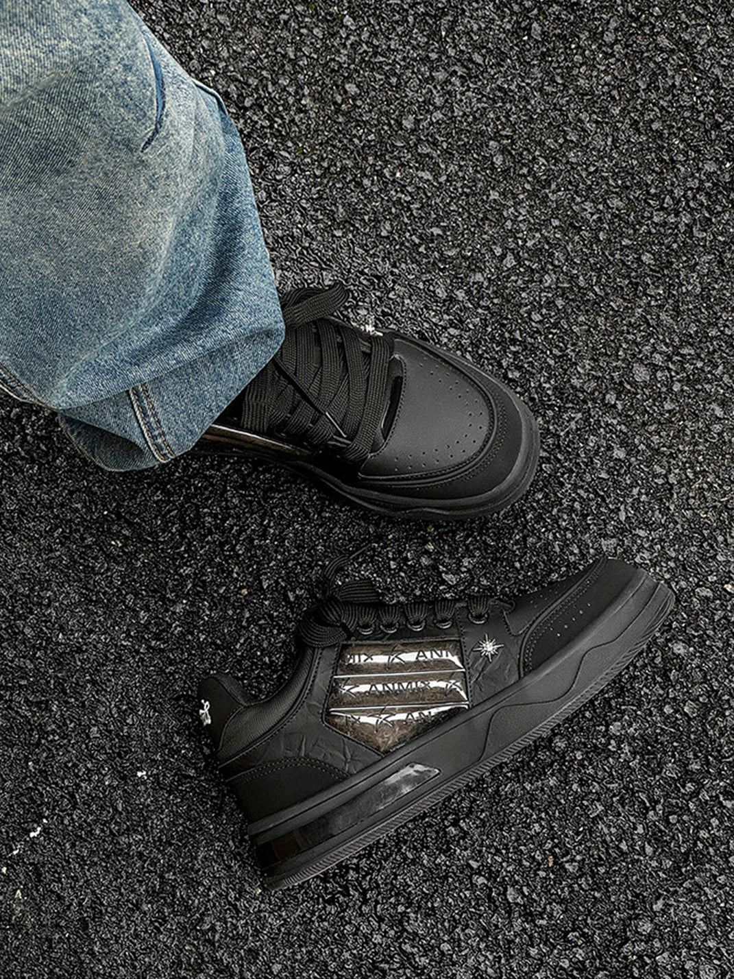 Star-Studded Gothic Sneakers - Skipkicks
