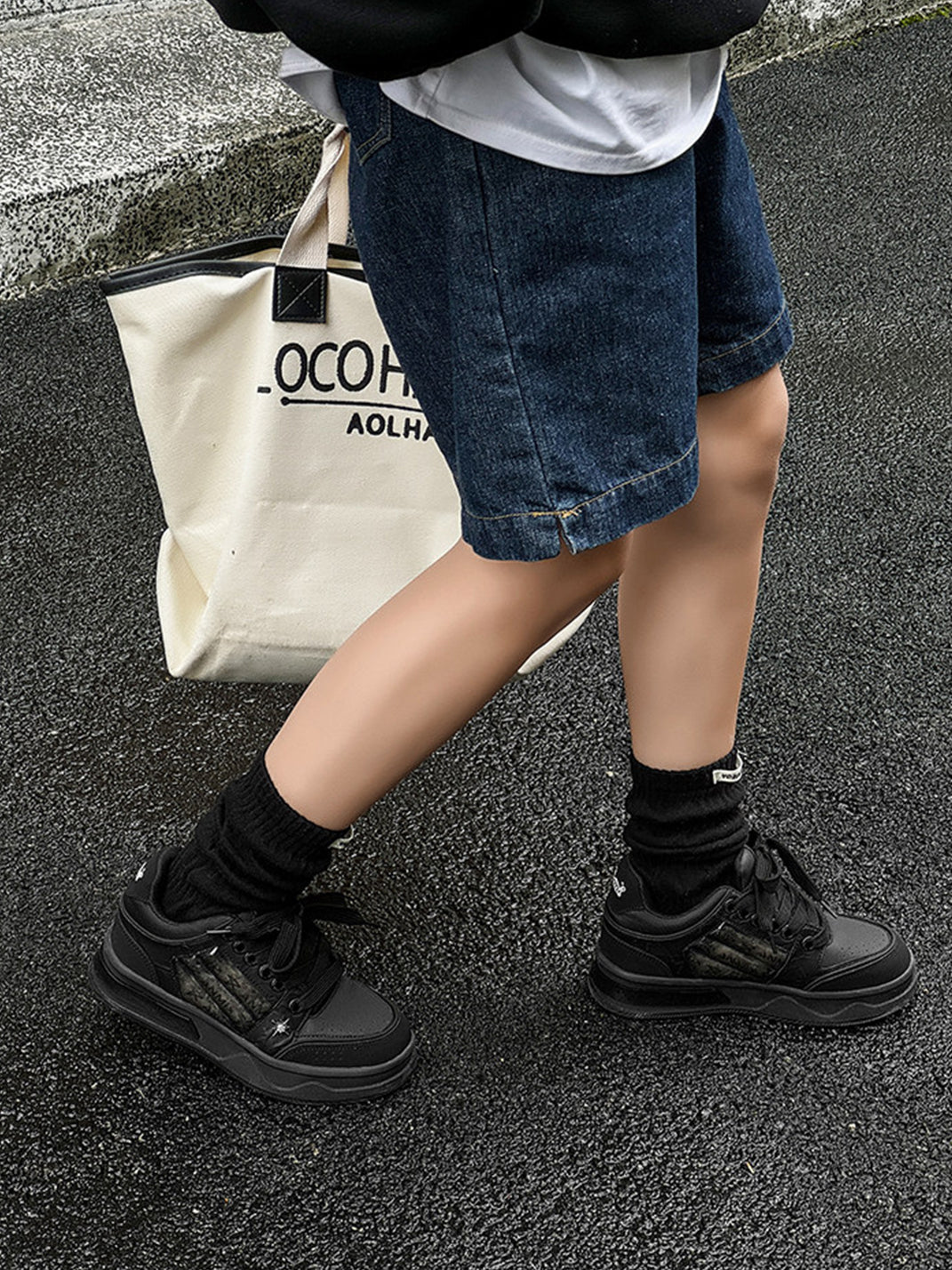 Star-Studded Gothic Sneakers - Skipkicks