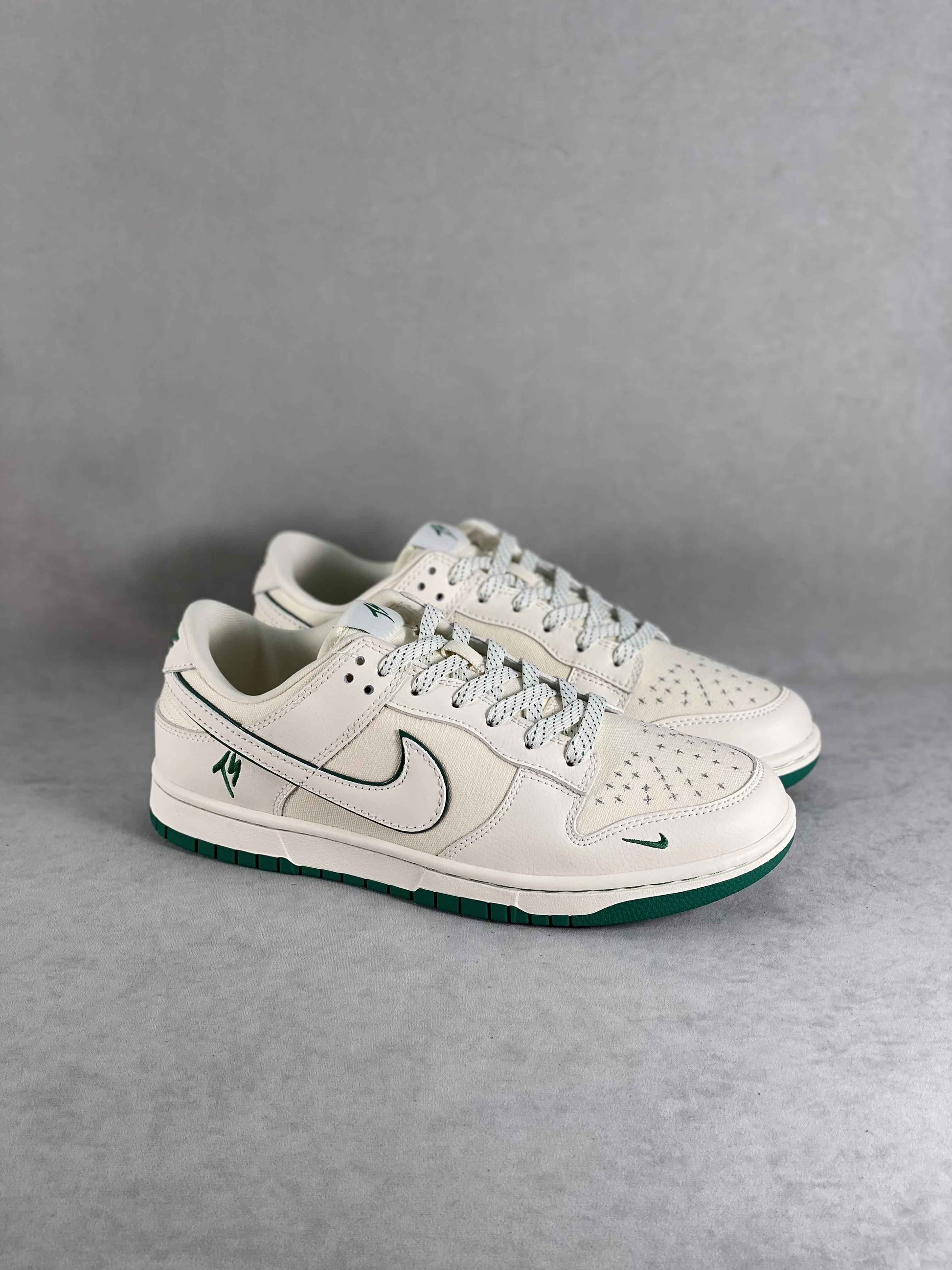 Custom Dunk SB Low x Travis Scott FC1688 109