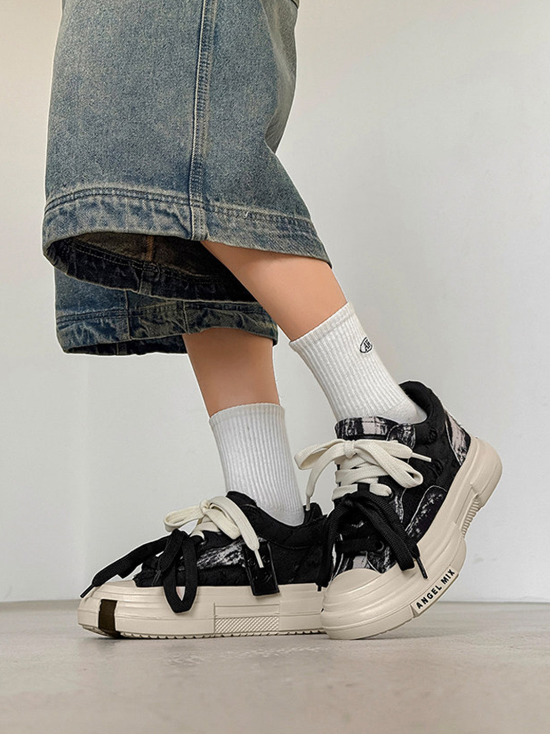 Reef Canvas Platform Sneakers - Skipkicks
