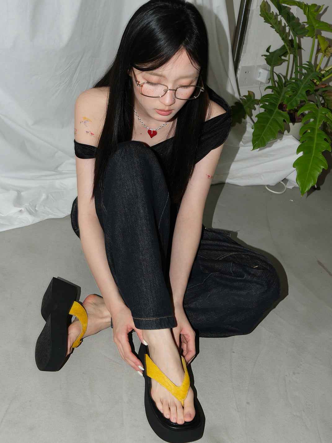 Mooreyu Color-Pop Platform Flip-Flops