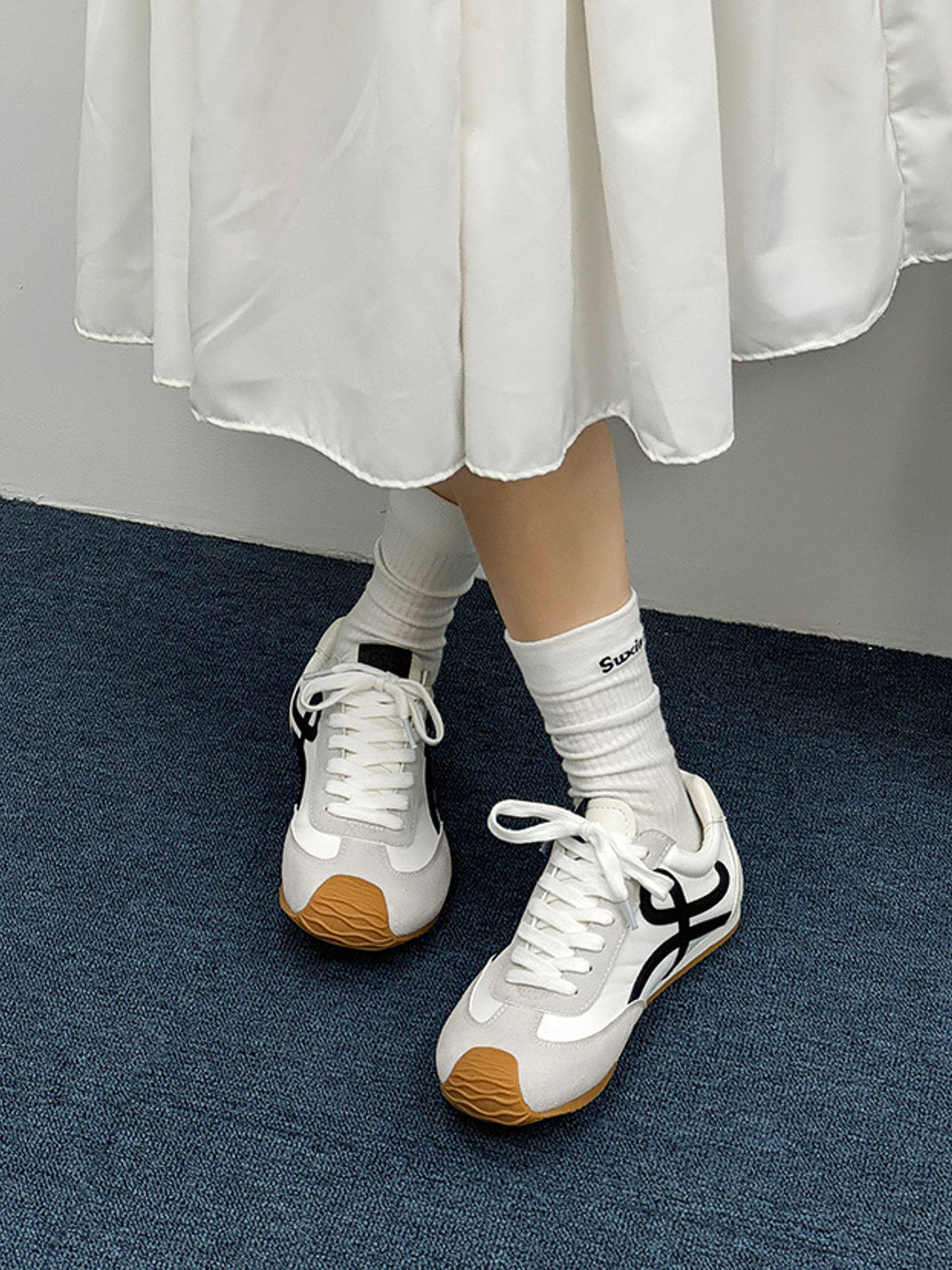 Breathable Panel Sport Sneakers - Skipkicks