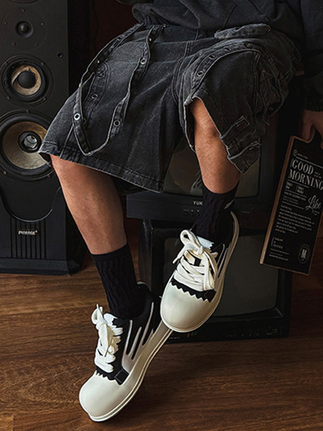 Jagged-Edge Chunky Platform Sneakers - Skipkicks