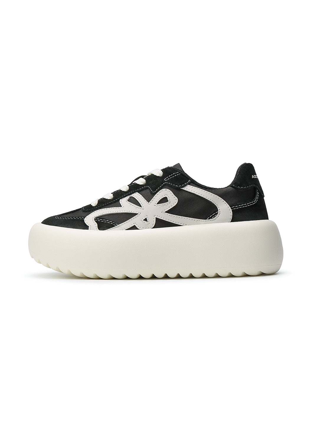 Lucky Four-Leaf Chunky Platform Sneakers - Skipkicks