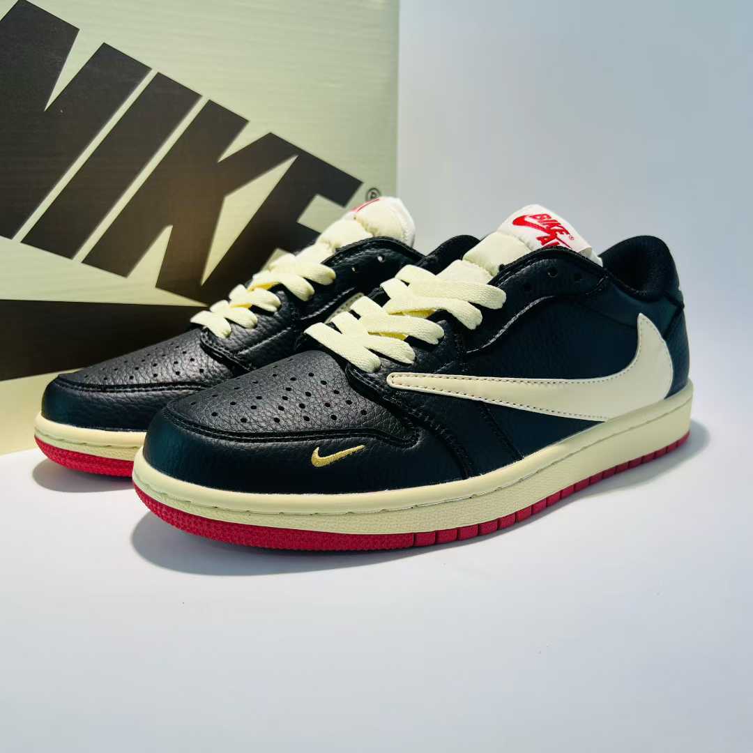Travis Scott x Air Jordan 1 Low OG: A Sneaker Legend