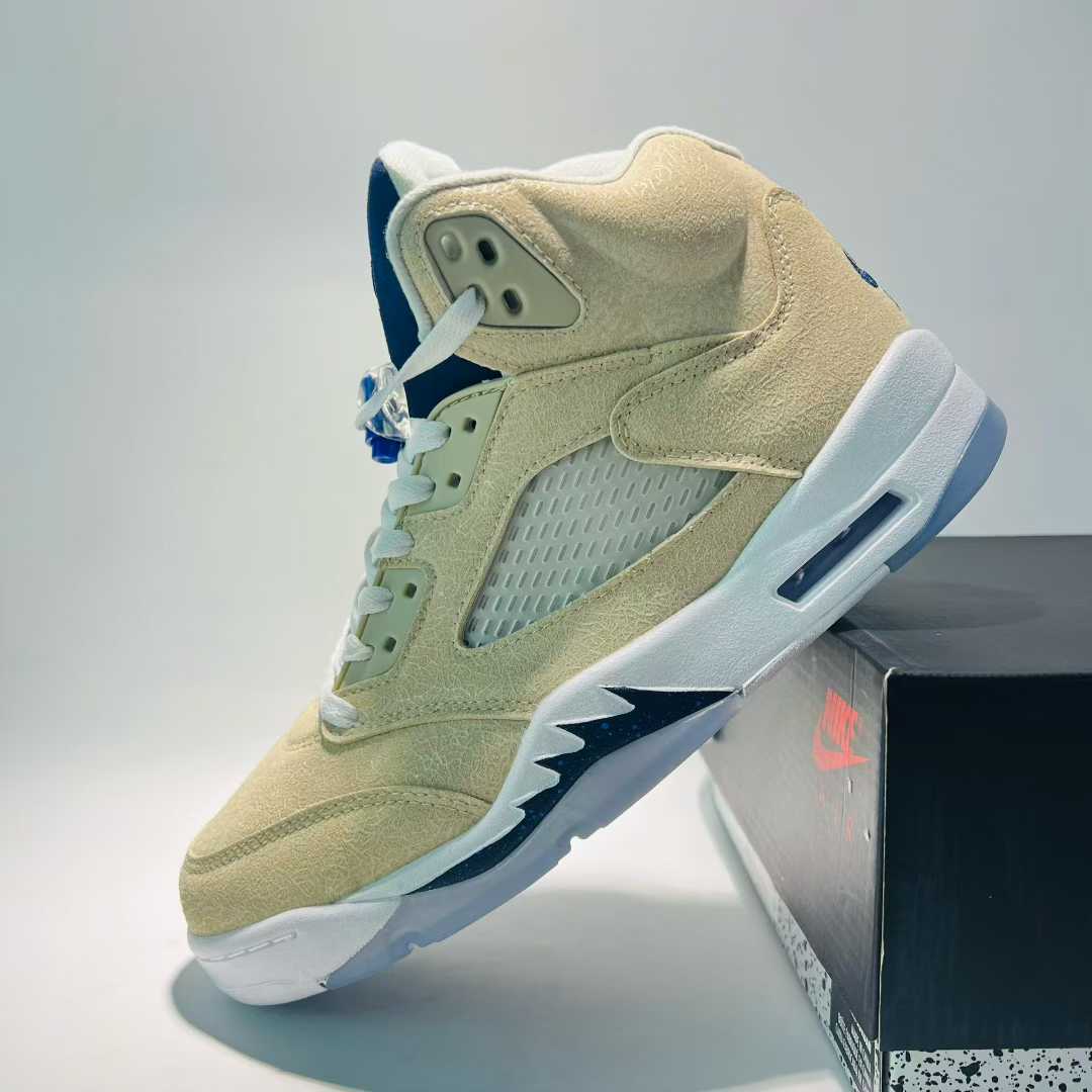 Air Jordan 5 Retro - Iconic Style Meets Premium Performance