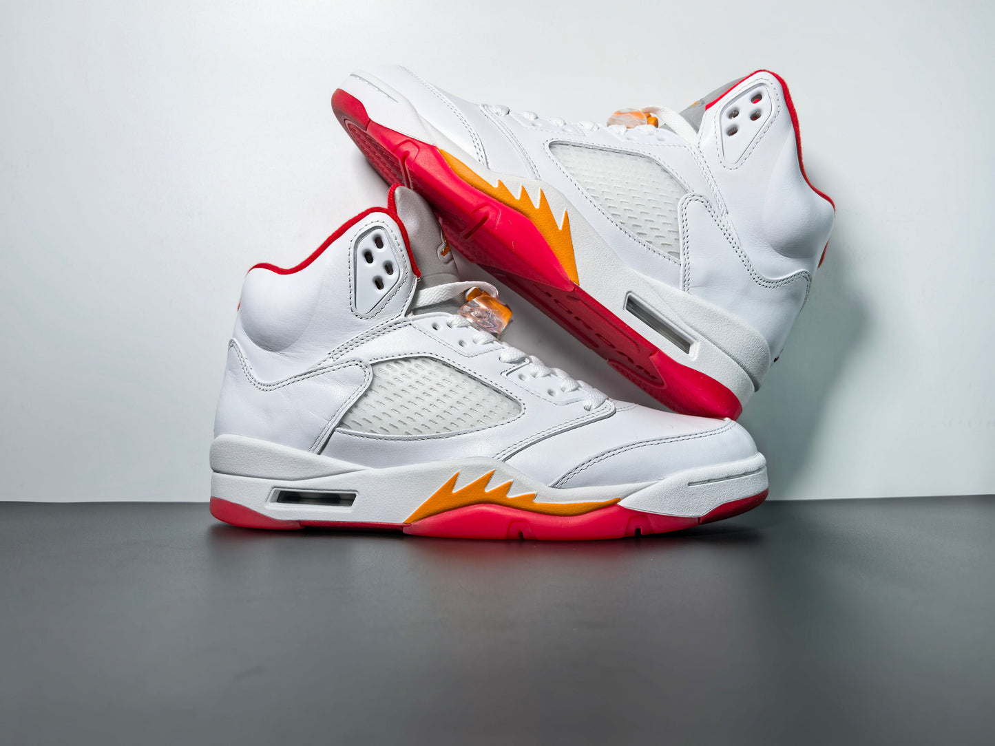 Air Jordan 5 “Sunset”