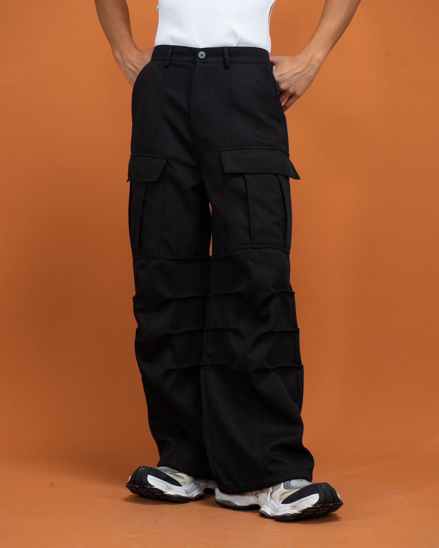 Multi-Pocket Crinkled Cargo Pants - Stylish and Functional