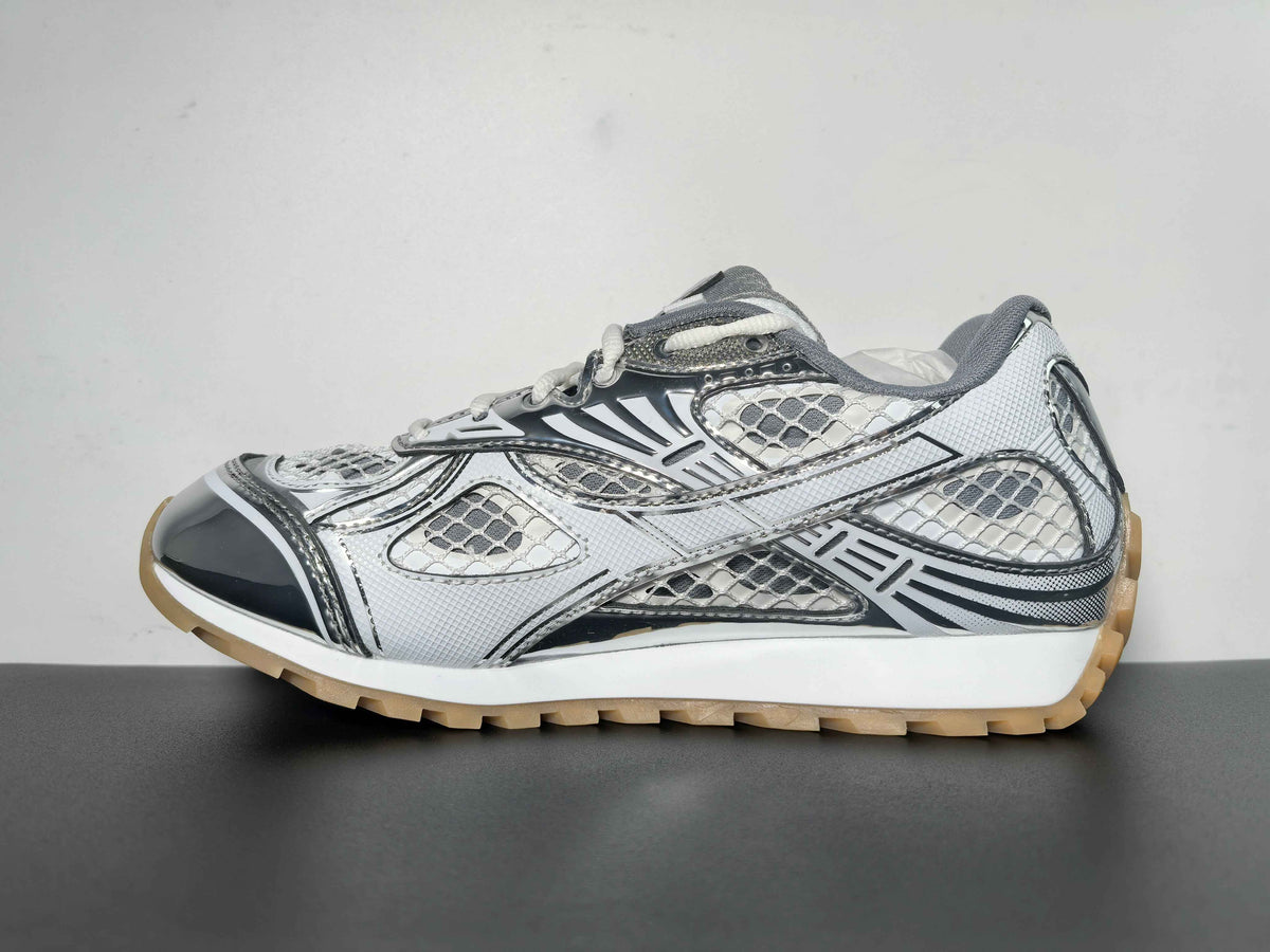 Venetian Orbit Lace-up Runner