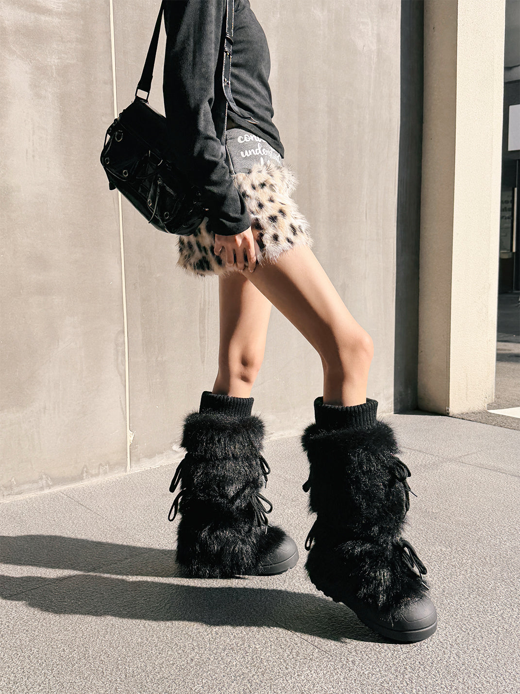 Black Plush-Lined Tall Platform Boots - Skipkicks