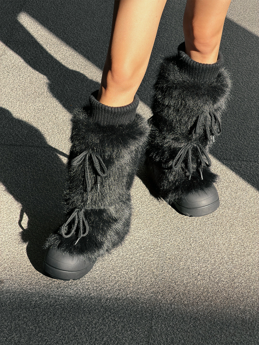 Black Plush-Lined Tall Platform Boots - Skipkicks