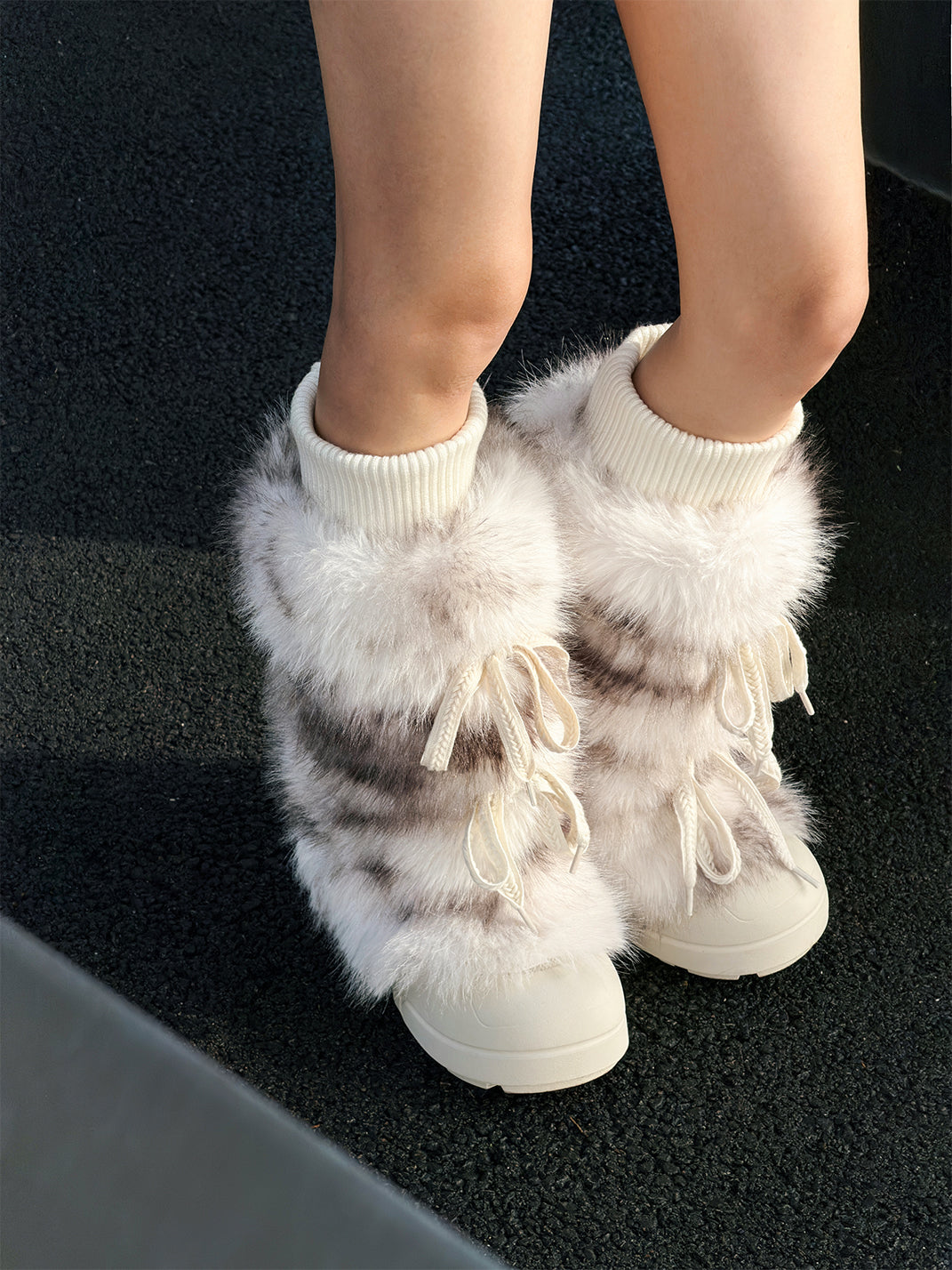 Black Plush-Lined Tall Platform Boots - Skipkicks