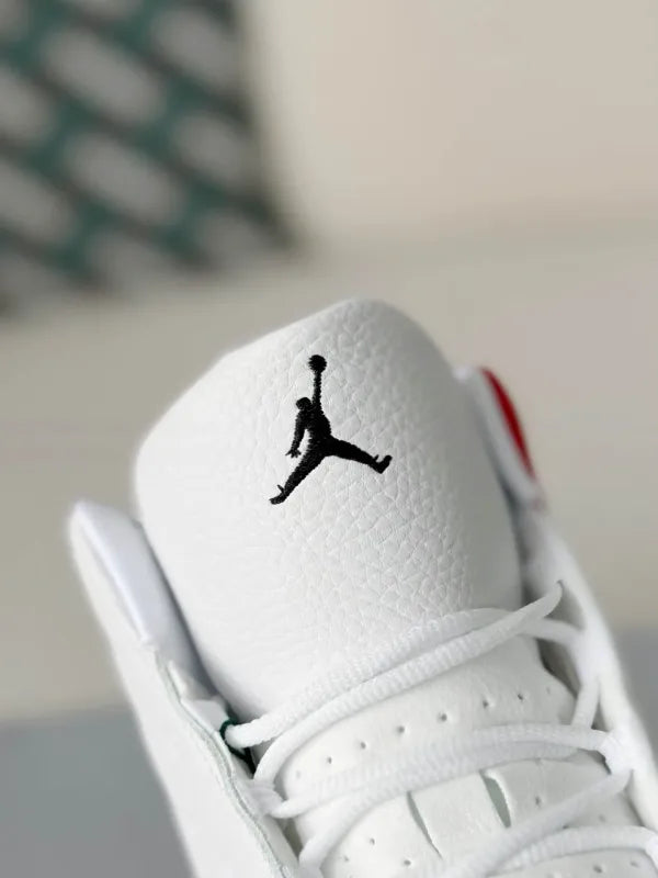 Air Jordan 13 Retro Sneakers – Iconic Chicago Style