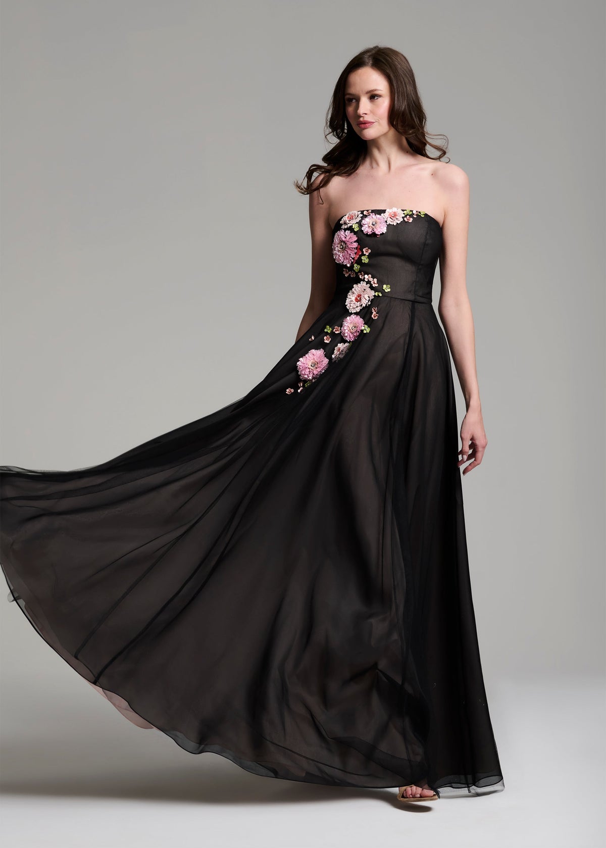 Strapless Tulle Gown With Pailette Flowers Black/Blush