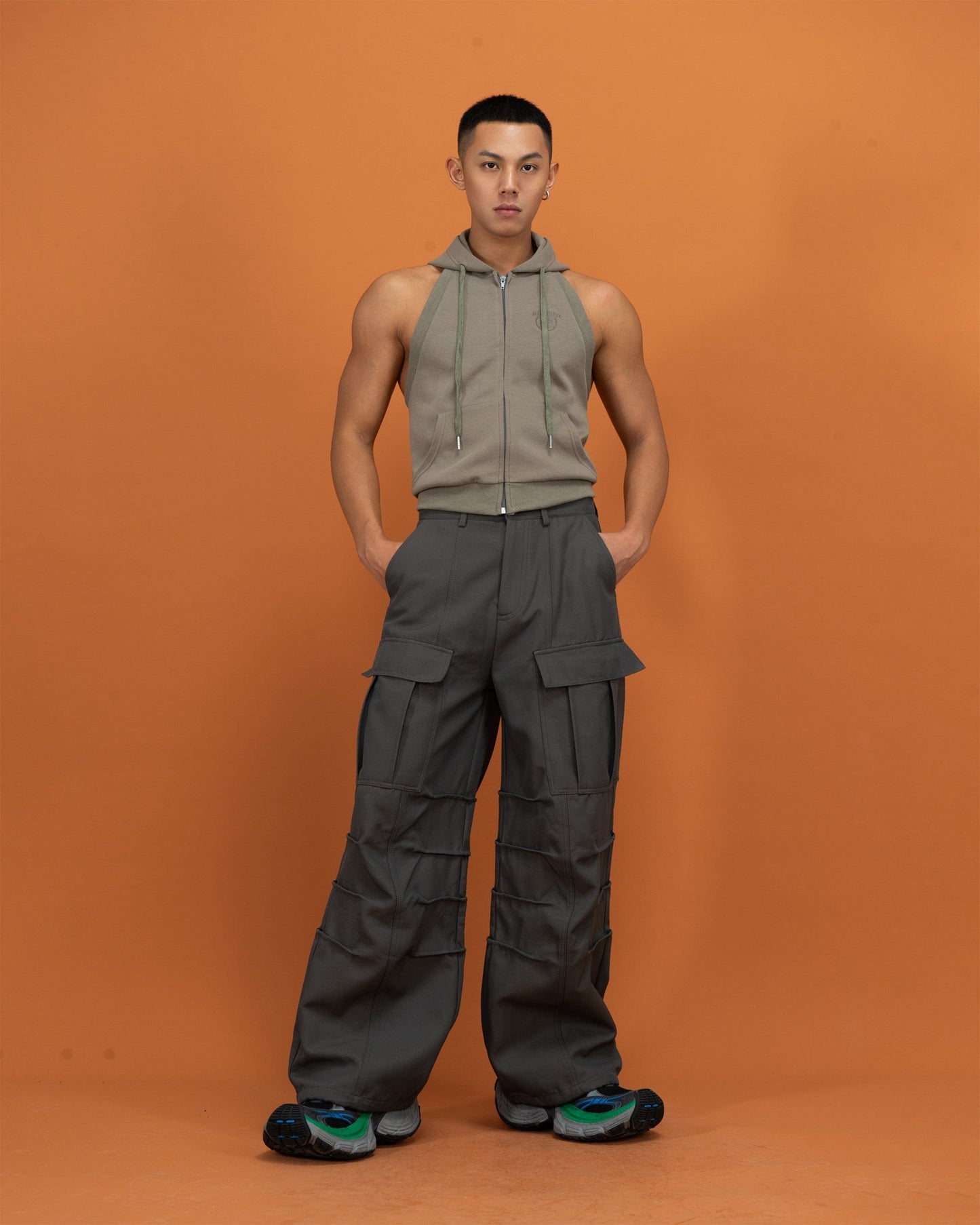 Multi-Pocket Crinkled Cargo Pants - Stylish and Functional
