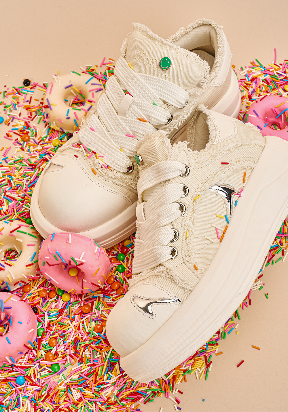 White Beluga Platform Skate Sneakers - Skipkicks