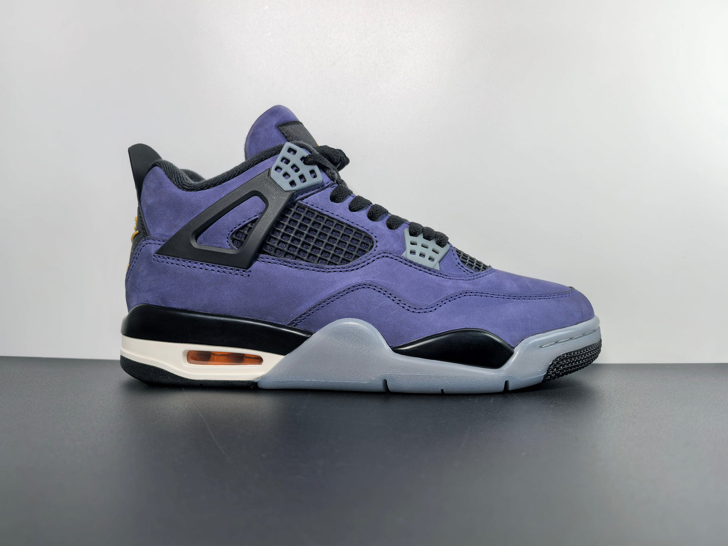Air Jordan 4 OG Lakers - Iconic Sneakers for Every Occasion