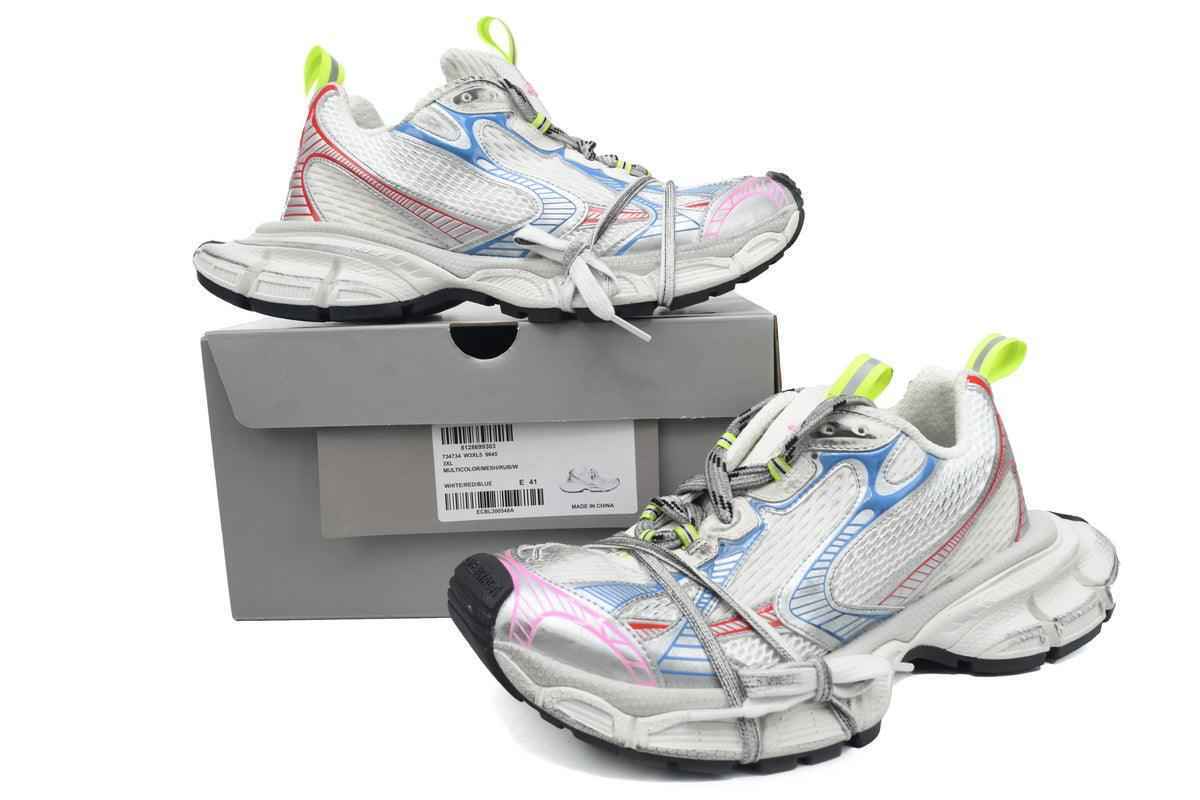 Custom BLCG Silver Sneakers W3XL5