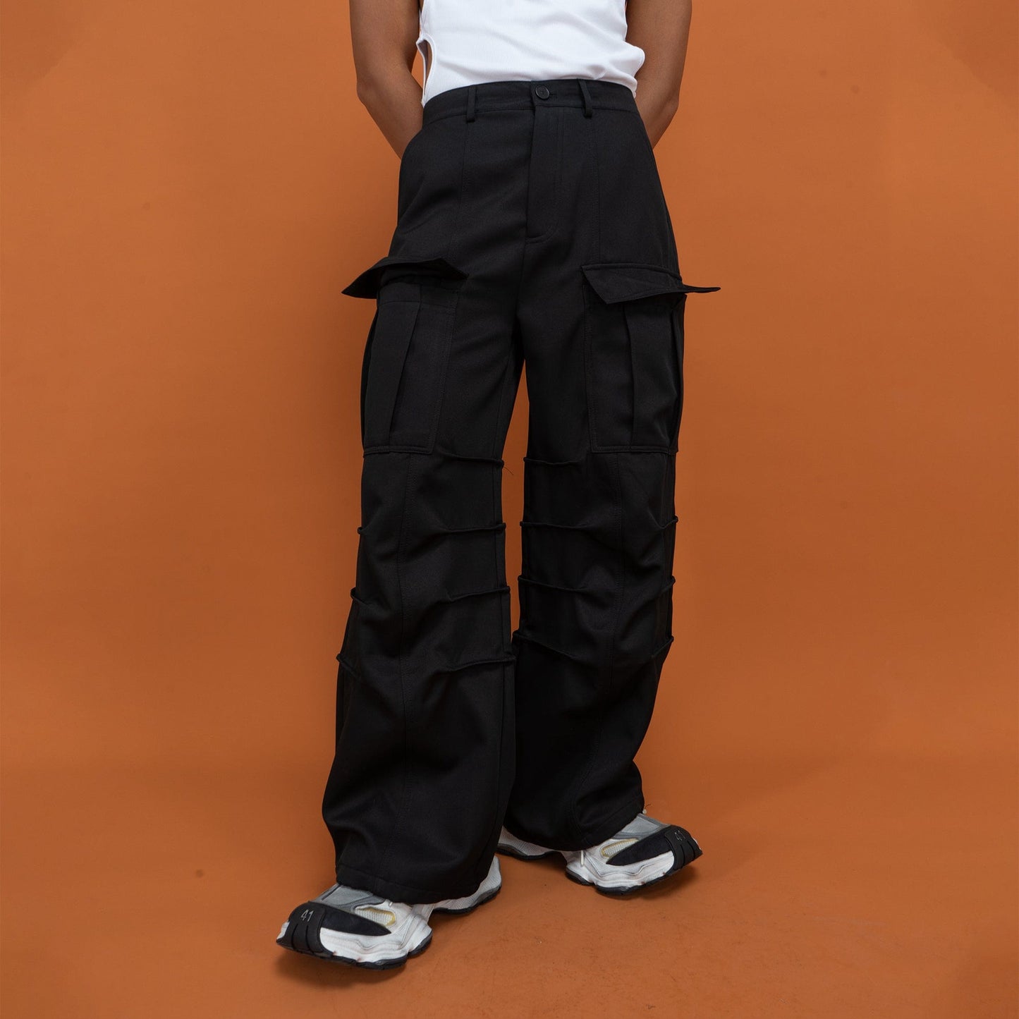 Multi-Pocket Crinkled Cargo Pants - Stylish and Functional