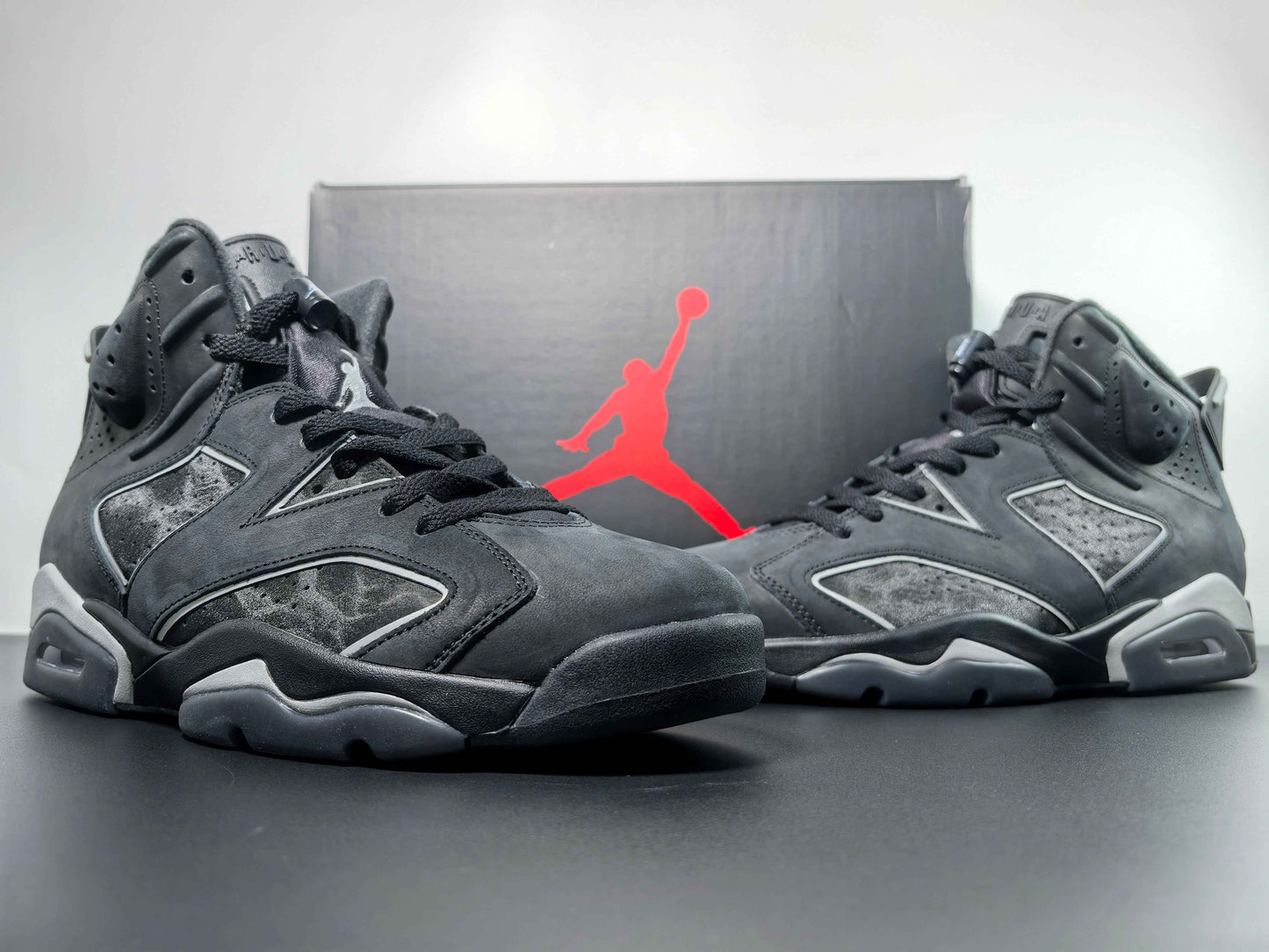 Commencement Edition Retro 6 - Limited Noir Stealth High-Tops