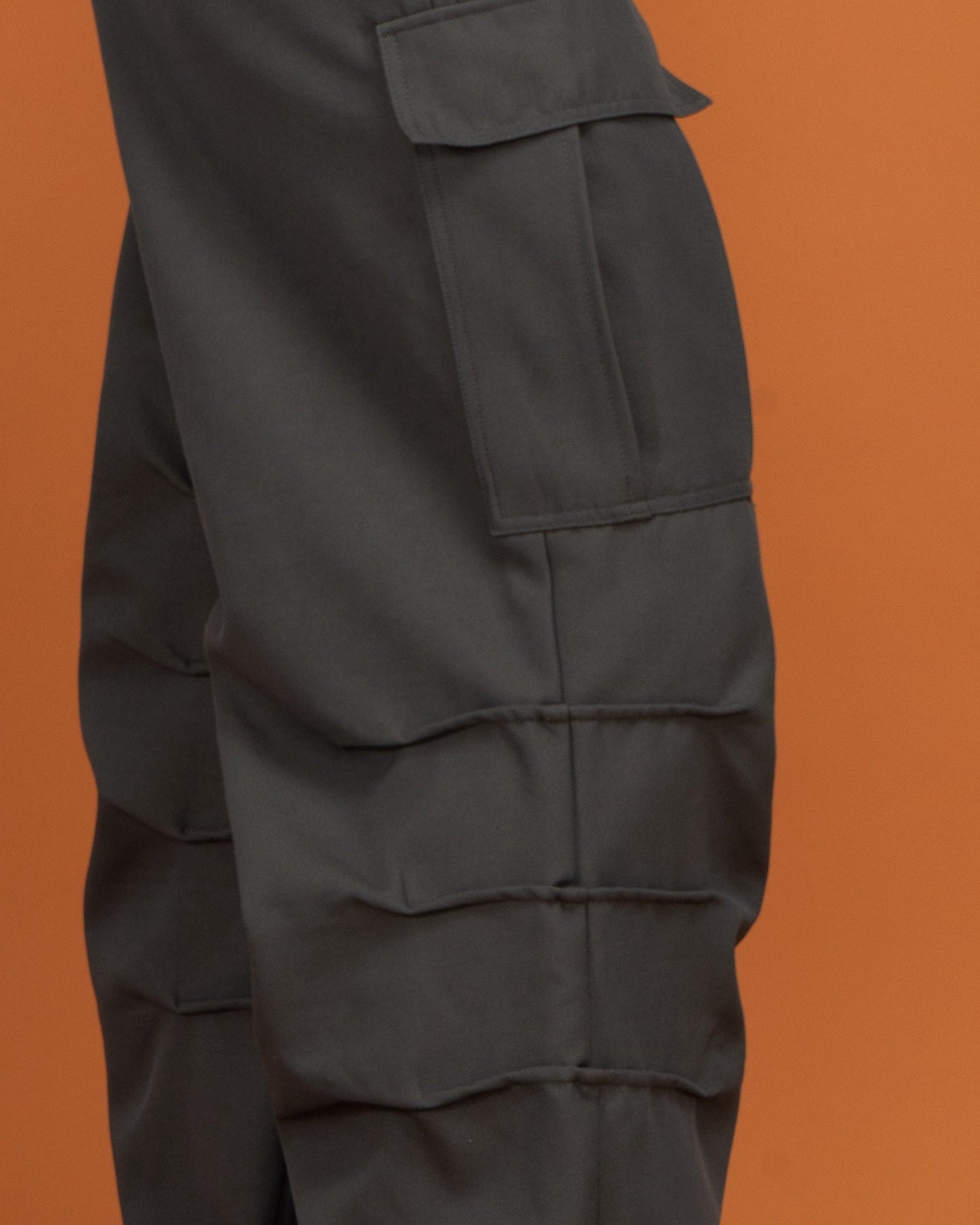 Multi-Pocket Crinkled Cargo Pants - Stylish and Functional