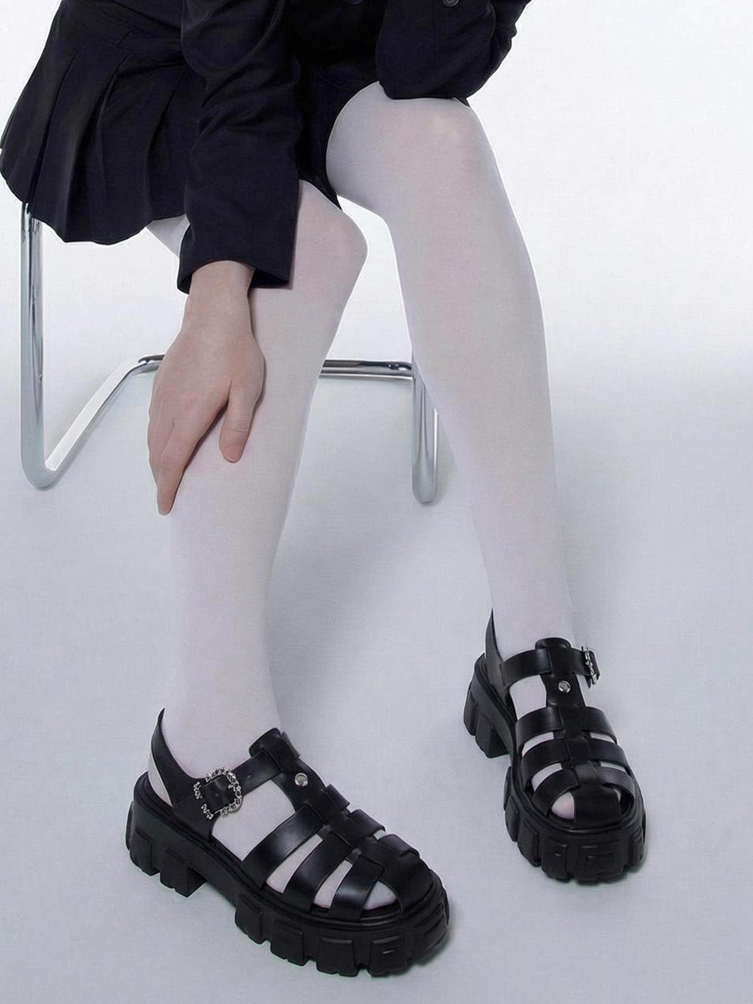 Black Chunky-Heel Roman Platform Sandals - Skipkicks
