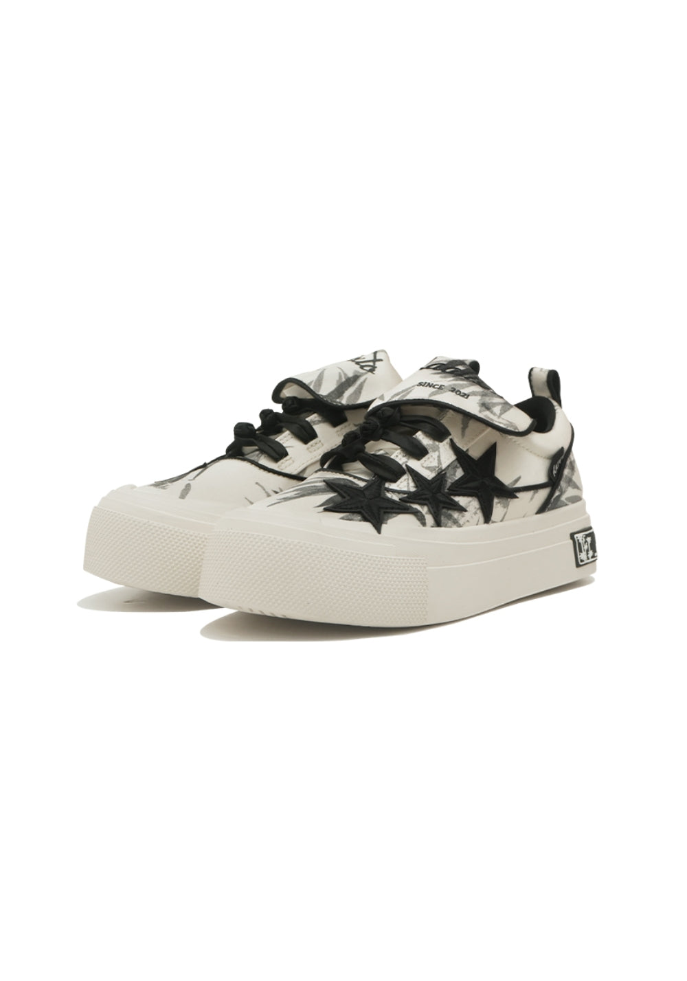Bamboo Star Canvas Sneakers - Skipkicks