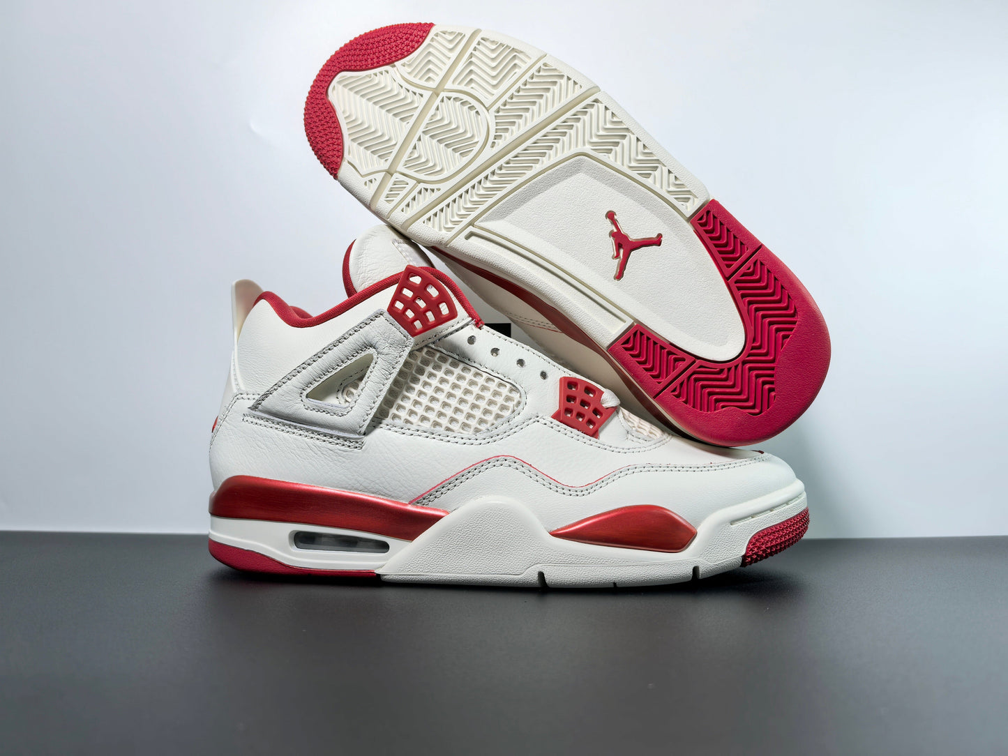 Air Jordan 4 Retro: Elevate Your Style and Performance