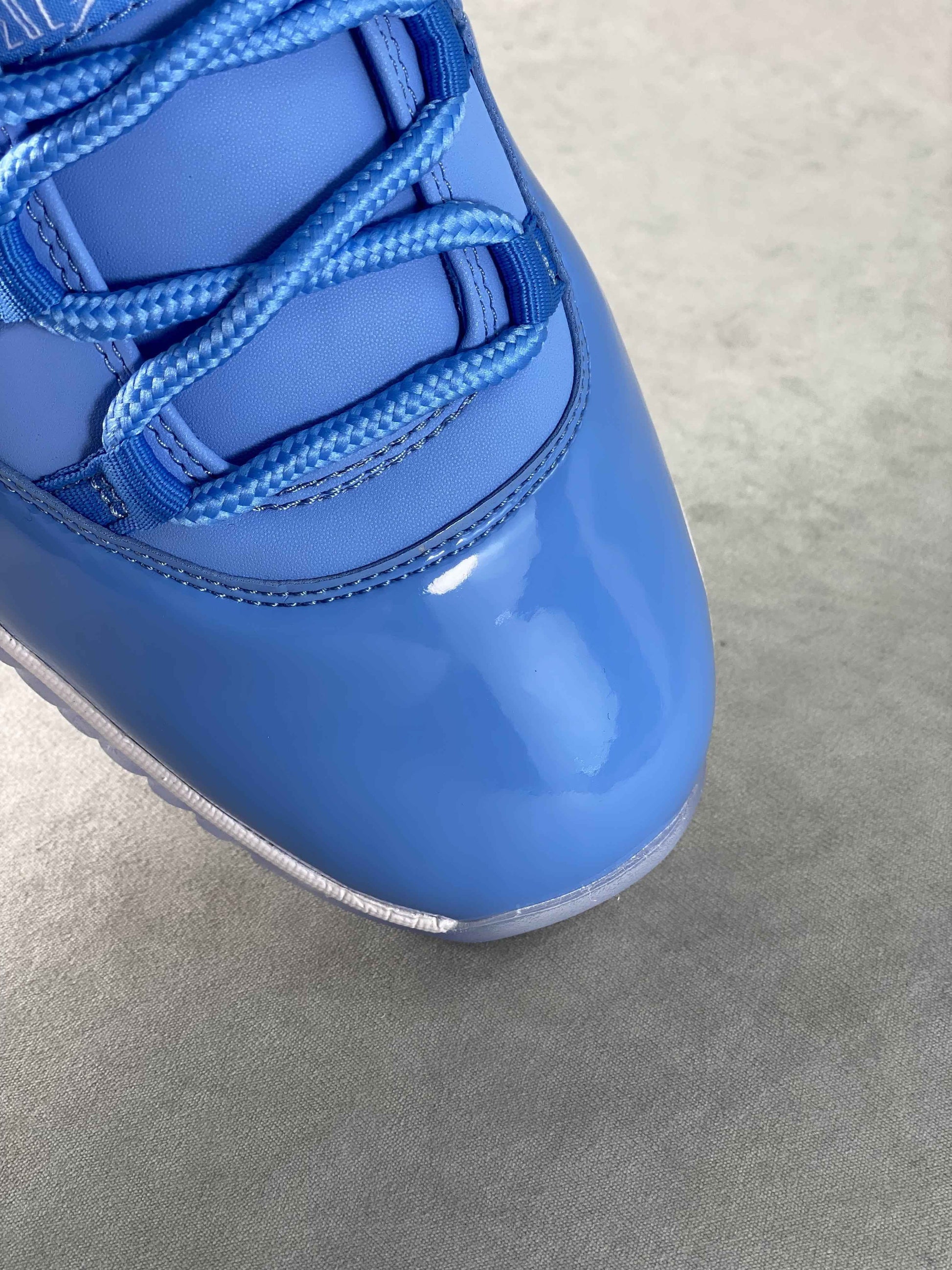 Custom Air Jordan “Ultimate Gift of Flight” Pack 717602-900