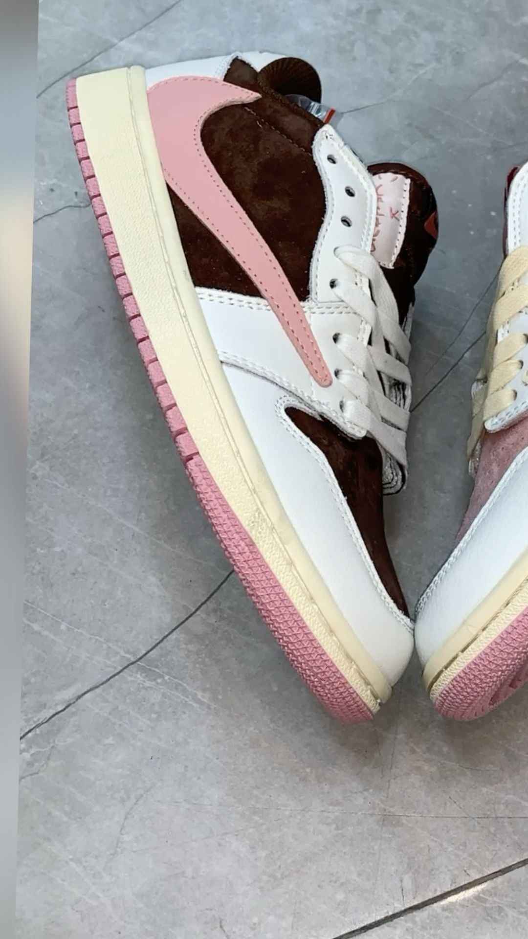 Custom Travis Scott x Air Jordan 1 Low DX4131-206