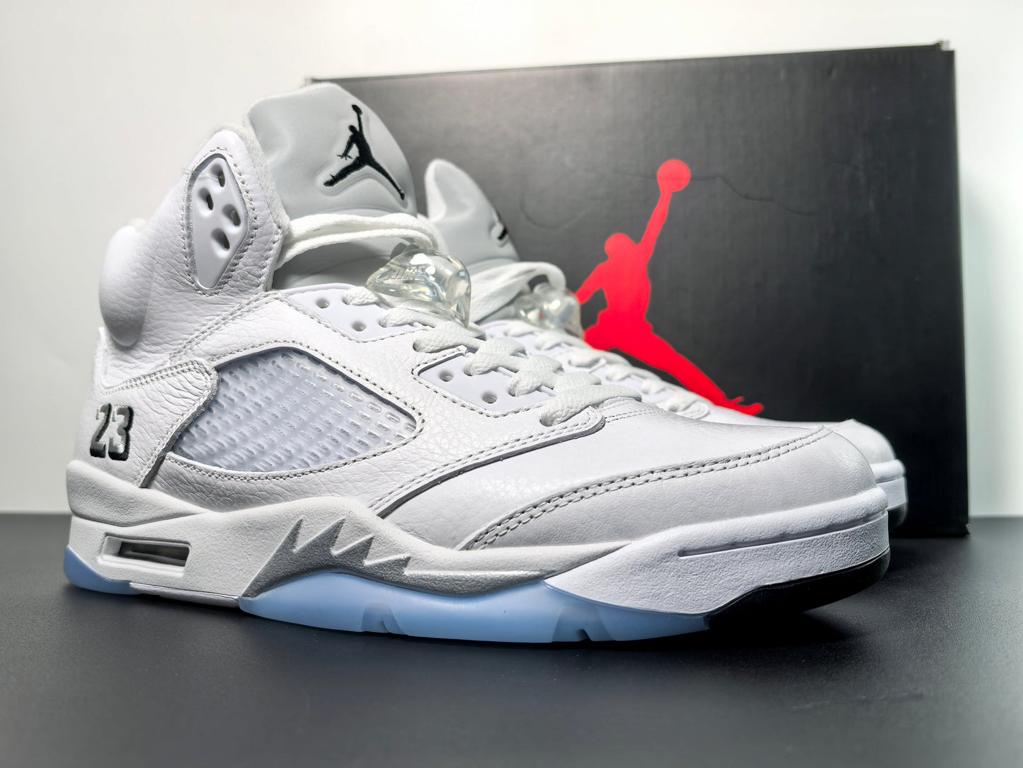 Air Jordan 5 OG White Metallic - Iconic Style Meets Comfort
